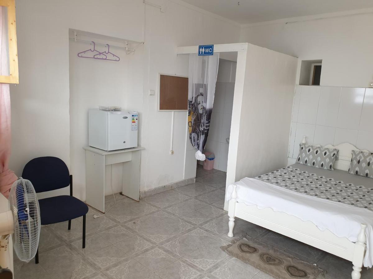 Apartamento Turistico Ceut Apartment Тарафал Екстериор снимка